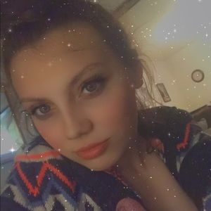 Meet your Posher, Michaela